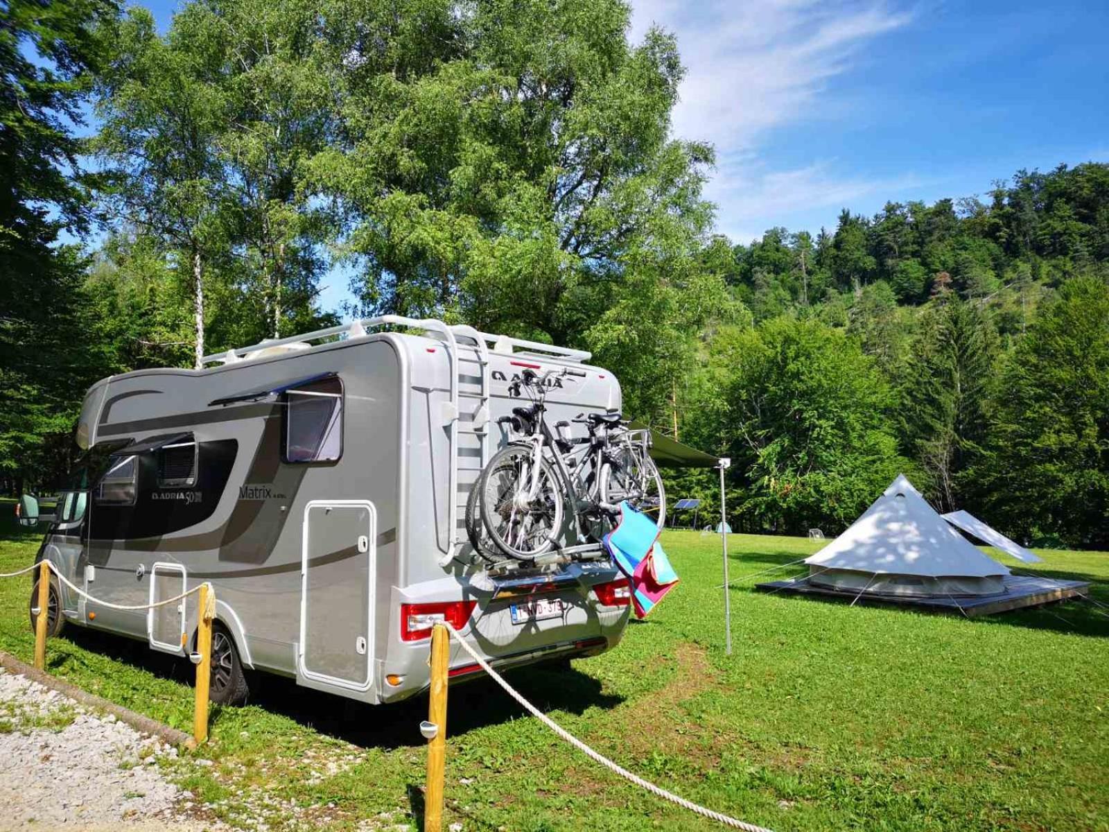 Eco River Camp - Pitches Radovljica Bagian luar foto
